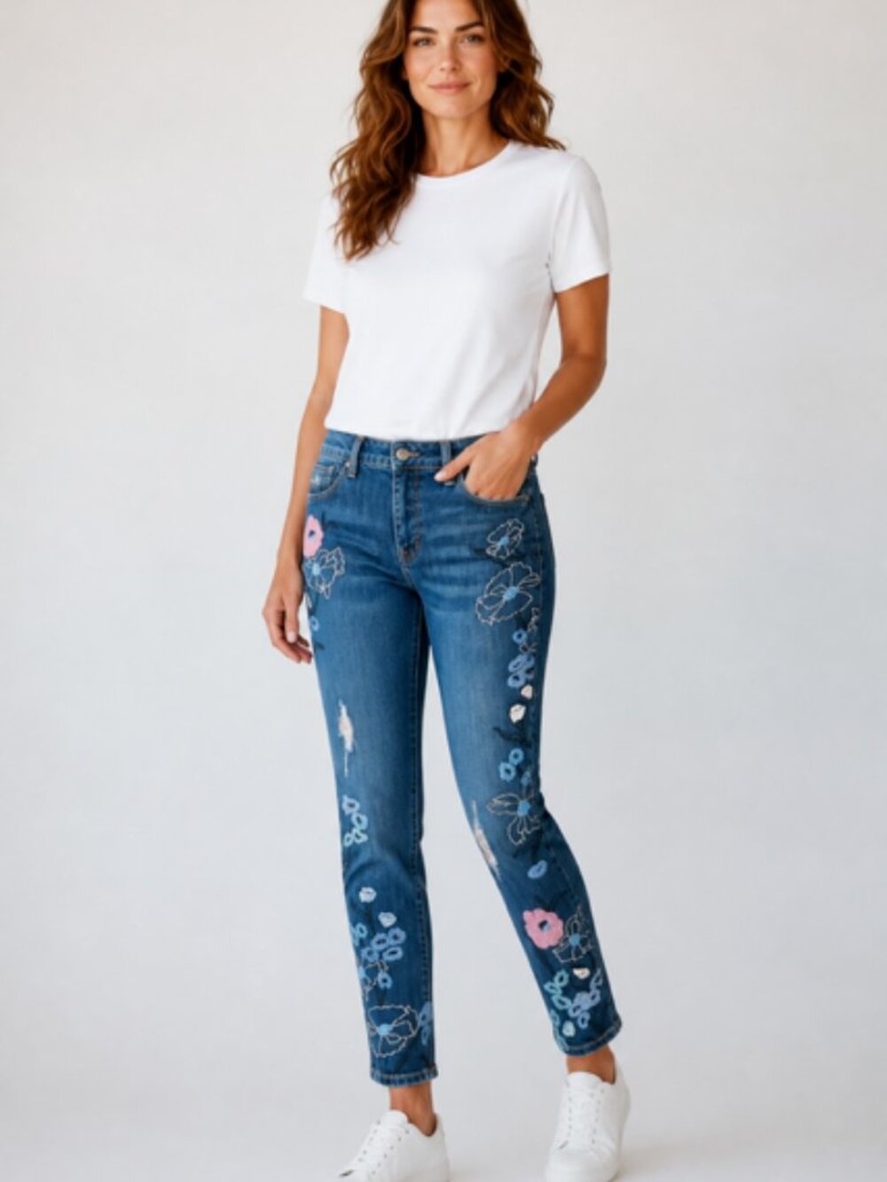 LAURIE FELT Embroidered Denim Jeans